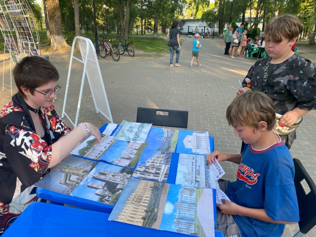 библиоплощадка в Ночь искусств-27.07.2025г. (5).jpg