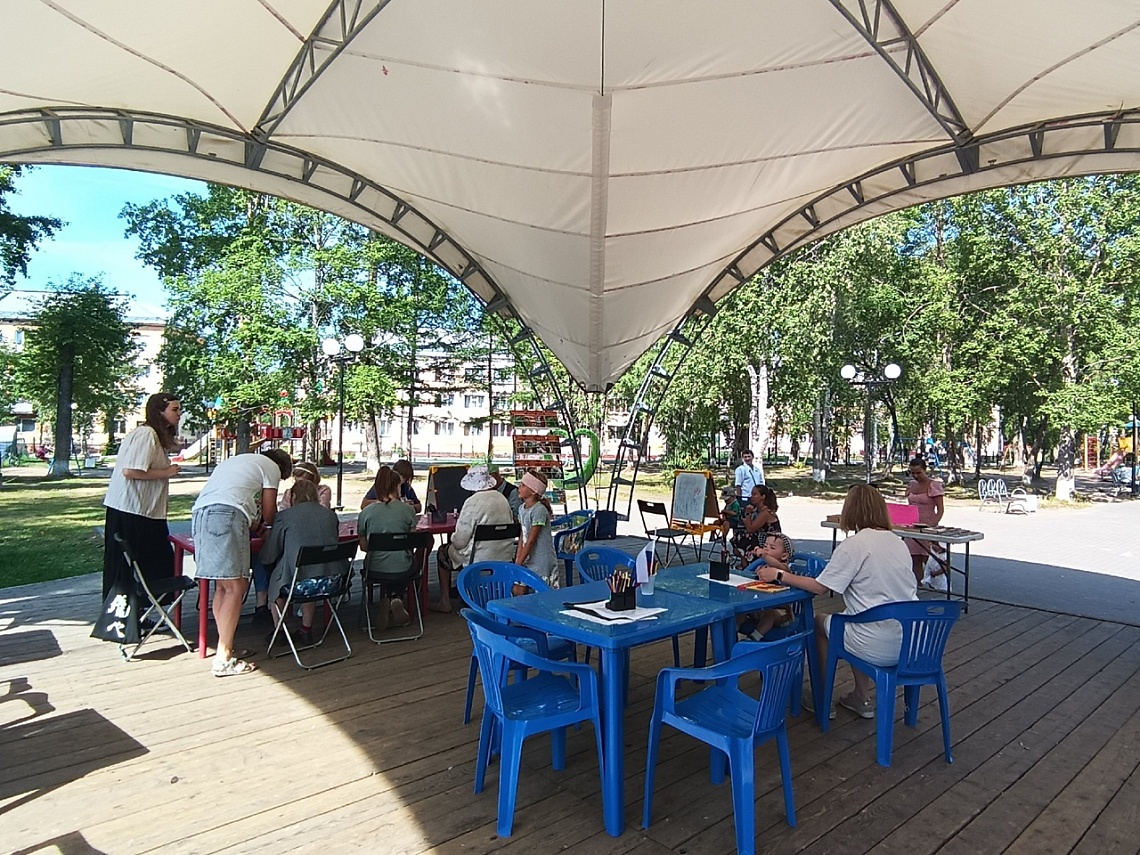 Летний читальный зал «Библиотечный дворик»