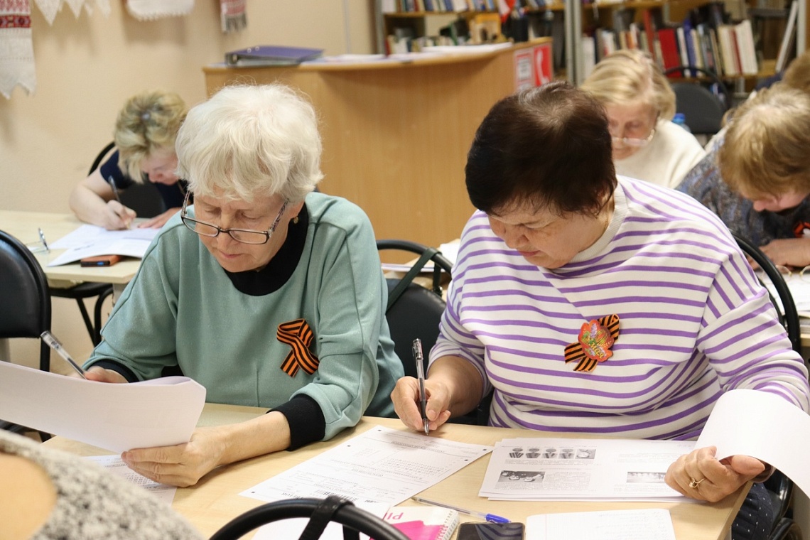 В библиотеках Новодвинска прошла акция «Диктант Победы»